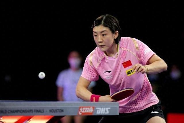 冰壶是一项 冰壶是一项