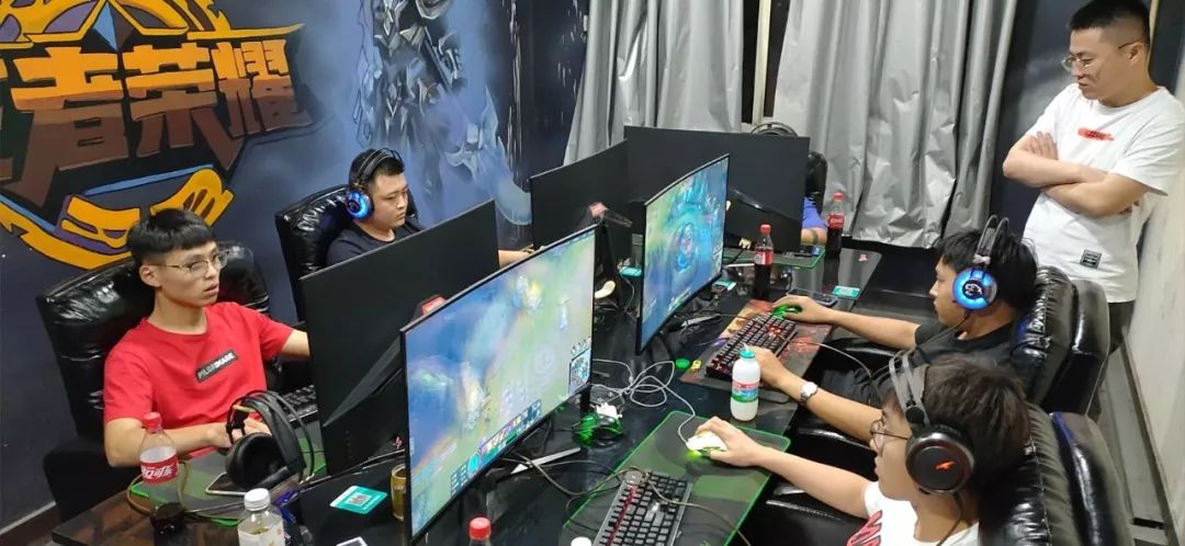 被轮休或因 被轮休或因