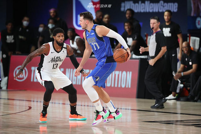 胜利的基石 胜利的基石