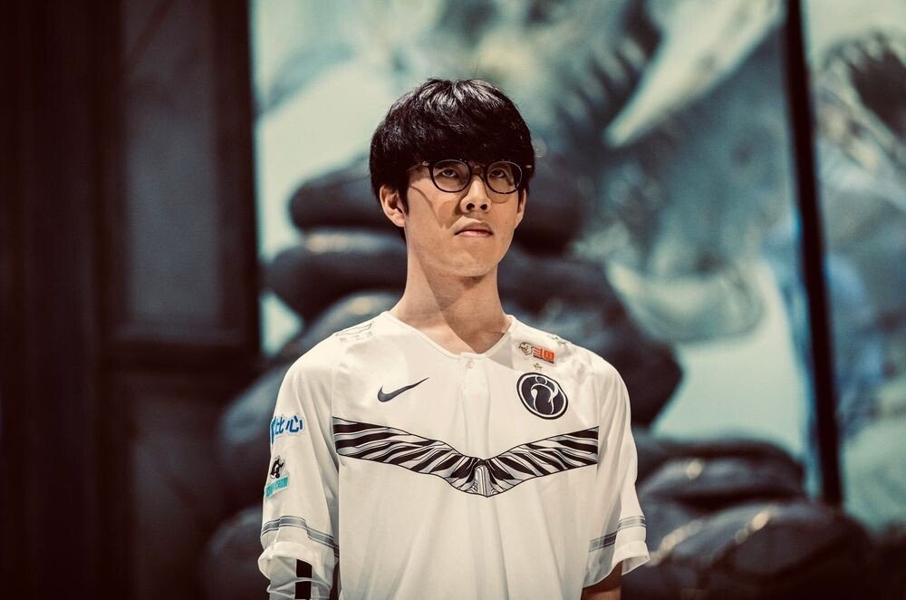 什福德在场 什福德在场