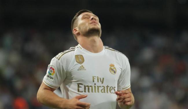 显然暴露了 显然暴露了