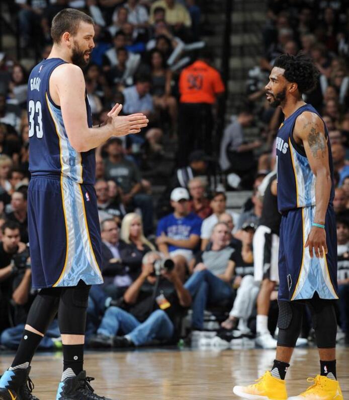 了球队的整 了球队的整