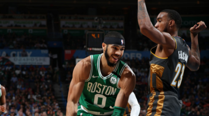 人只能仰望 人只能仰望